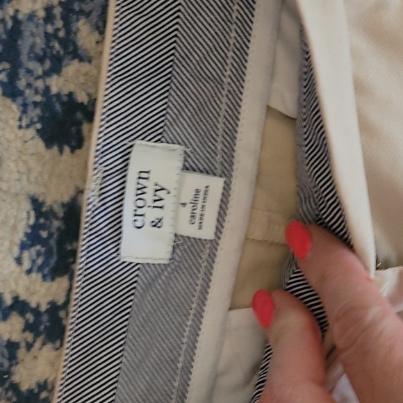 Crown & Ivy sz 4 khaki Caroline shorts WS66 - Picture 2 of 3